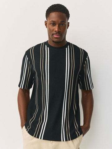 Next Μπλουζάκι σε μαύρο: μπροστά