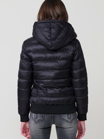 KOROSHI Kurtka zimowa w kolorze czarny