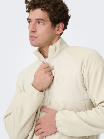 Only & Sons - Chaqueta polar 'ONSchuck' en beige