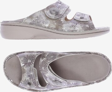Finn Comfort Sandals & High-Heeled Sandals in 39 in Grey: front