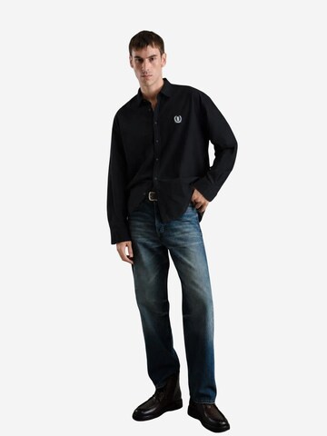 Coupe regular Chemise Giesto en noir : devant