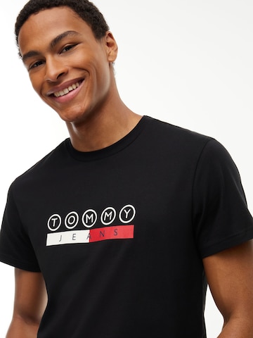 T-Shirt 'DNA PLAY' Tommy Jeans en noir