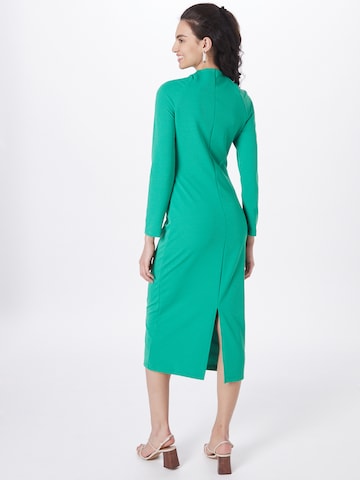 Warehouse - Vestido en verde