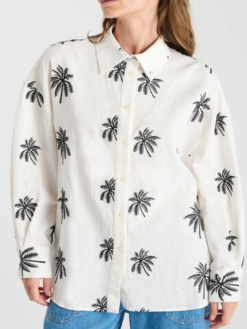Le Temps Des Cerises Blouse 'Guapa' in Wit: voorkant