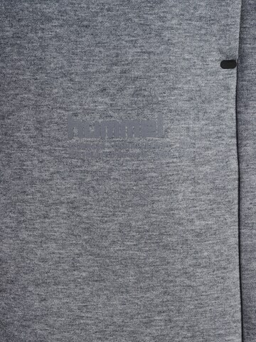 Hummel regular Bukser 'Tech Fleece' i grå
