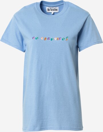 On Vacation Club Shirt in Blue: front