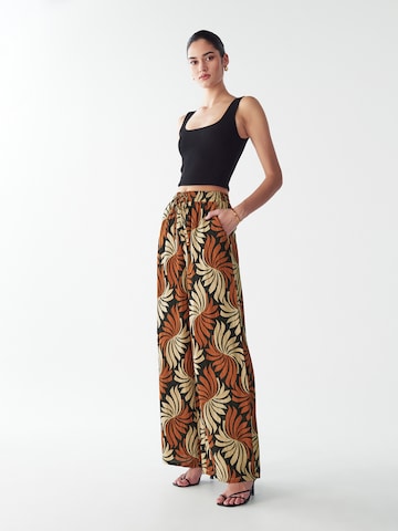 Willa Wide Leg Hose in Orange