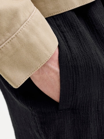 JACK & JONES - Pierna ancha Pantalón en negro