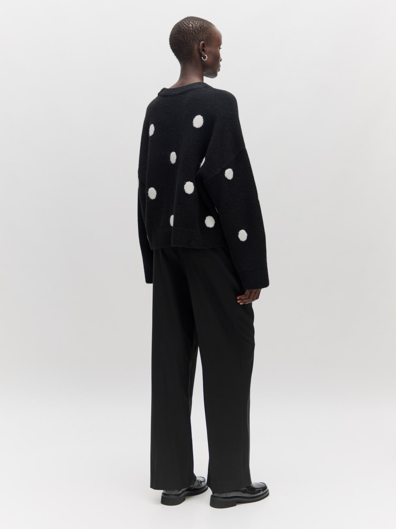 EDITED Producten Trui 'Floriane' Zwart