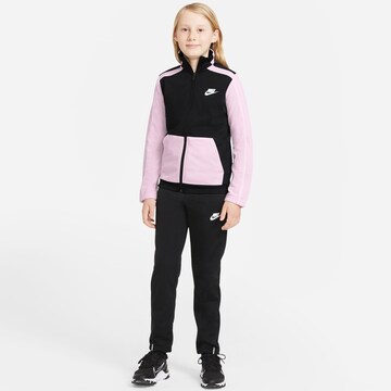 Nike SportswearJogging komplet 'Futura' - crna boja