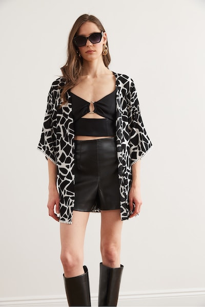 olalook Kimono in S in schwarz / weiß, Produktansicht