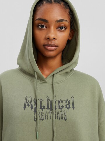 Bershka Sweatshirt in Green