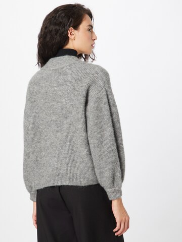 Gestuz Strickjacke 'Alpha' in Grau