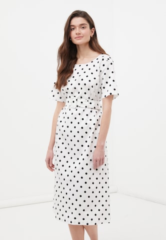 Finn Flare Sommerkleid in Weiß: Vorderseite