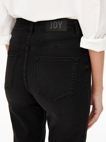 JDY Skinny Jeans 'Tulga' in Schwarz