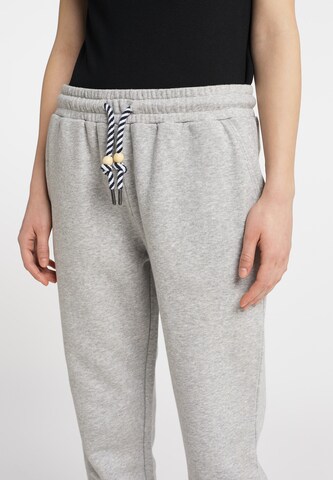 Schmuddelwedda Tapered Trousers 'Nahima' in Grey