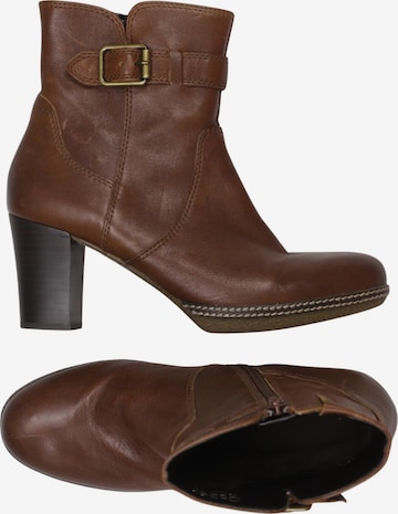 GABOR Dress Boots in 40,5 in Brown: front
