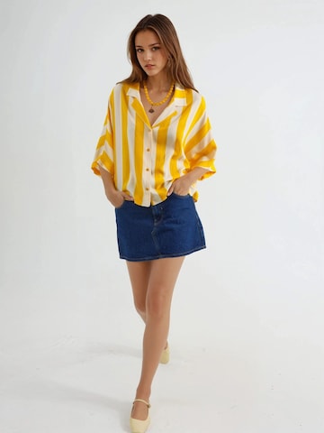 Busem - Blusa em amarelo