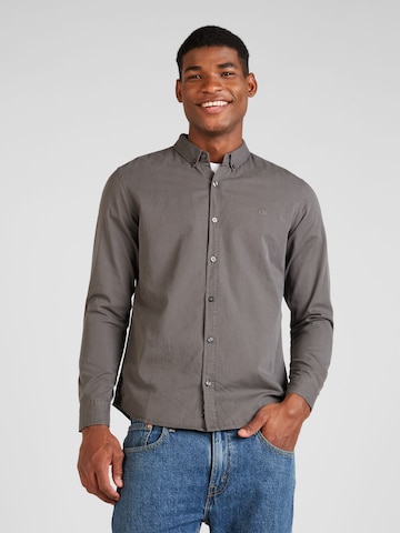 QS Slim fit Button Up Shirt in Grey: front