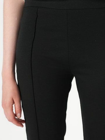 Slimfit Pantaloni di JDY in nero