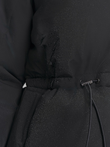 AEMMI Winter Jacket 'Repellent' in Black