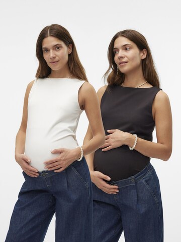Vero Moda Maternity Top 'MILLION' | črna barva: sprednja stran