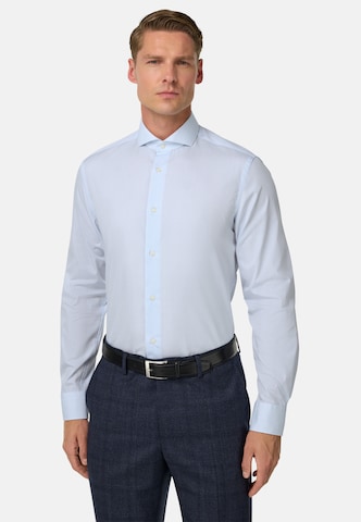Boggi Milano Slim fit Overhemd in Blauw: voorkant