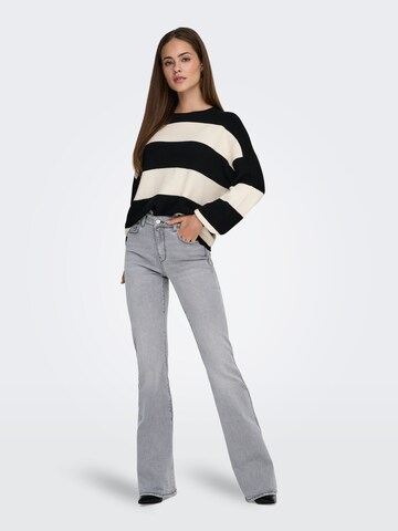 ONLY Flared Jeans in Grey