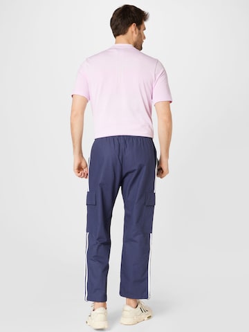 ADIDAS ORIGINALS Ohlapna forma Kargo hlače | modra barva