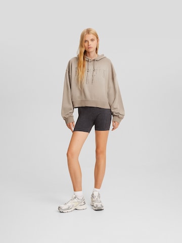 BershkaSweater majica - bež boja