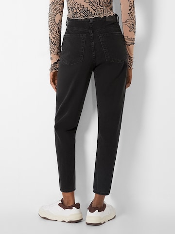 Bershka Regular Jeans in Schwarz