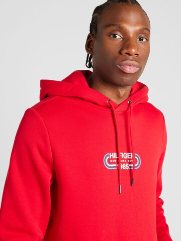 TOMMY HILFIGER - Sweatshirt em vermelho