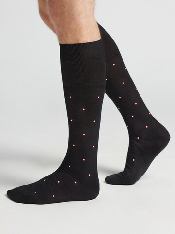 IUMAN Intimissimi Uomo Socks in Black: front