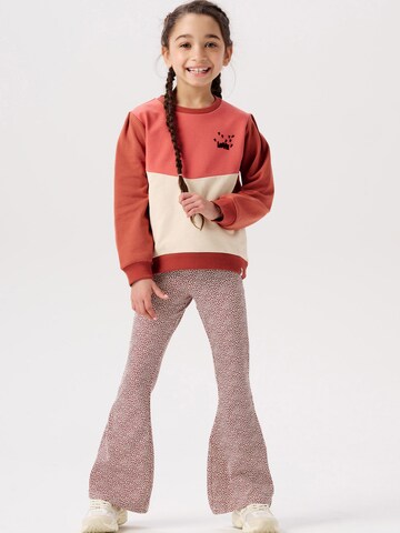 NoppiesSweater majica 'Avery' - roza boja: prednji dio