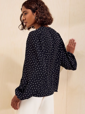 Friends Like These - Blusa en negro