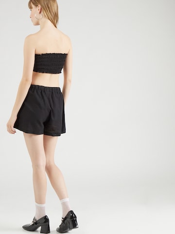 Monki Regular Shorts 'Margot' in Schwarz