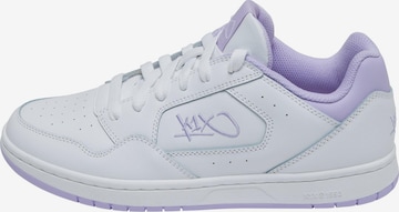 Sneaker bassa 'Sweep' di K1X in bianco: frontale