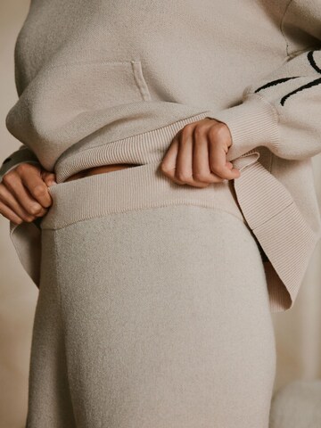 B by Ted Baker Широкий Штаны в Бежевый