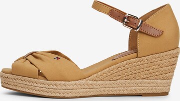 TOMMY HILFIGER Sandaal in Bruin: voorkant