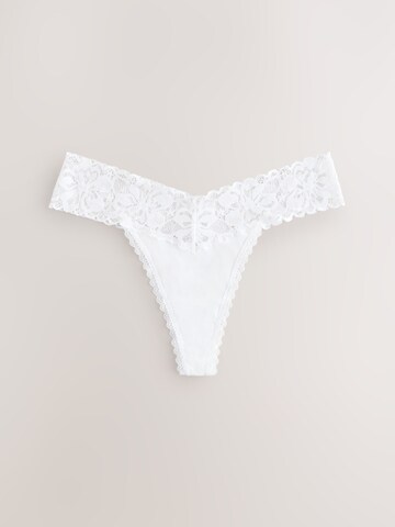 String Next en blanc