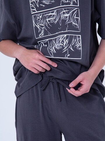 WINKIKI Pajamas in Grey