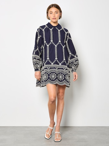 Abito ' ' di Apricot in blu: frontale