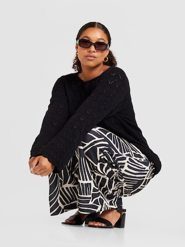 Vero Moda Curve Свитер 'VMCLUA' в Черный