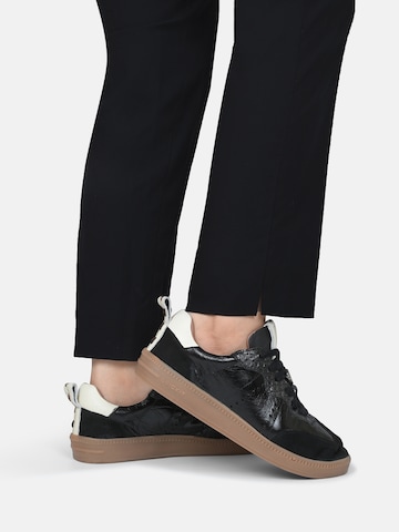 Baskets basses ' RUNA ' Crickit en noir