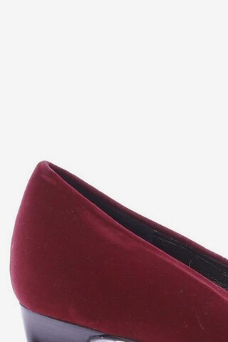 Marc Cain Pumps 38,5 in Rot