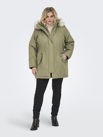 Parka d’hiver 'Irena' ONLY Carmakoma en vert