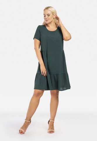 Robe de cocktail 'AGNIESZKA' Karko en vert : devant