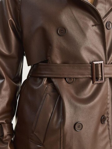 Bianco Lucci Tussenmantel in Bruin