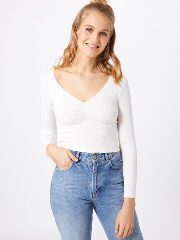 ABOUT YOU - Camisa 'Sari Shirt' em branco: frente