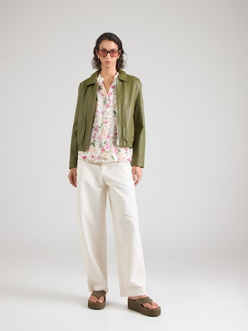 ONLY - Blusa 'ONLRAYA' en blanco